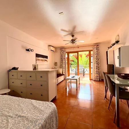 Apartment Sol Y Relax En Piscina Comunitaria Y Terraza