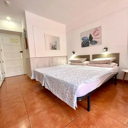 Apartment Sol Y Relax En Piscina Comunitaria Y Terraza Costa Adeje (Tenerife)