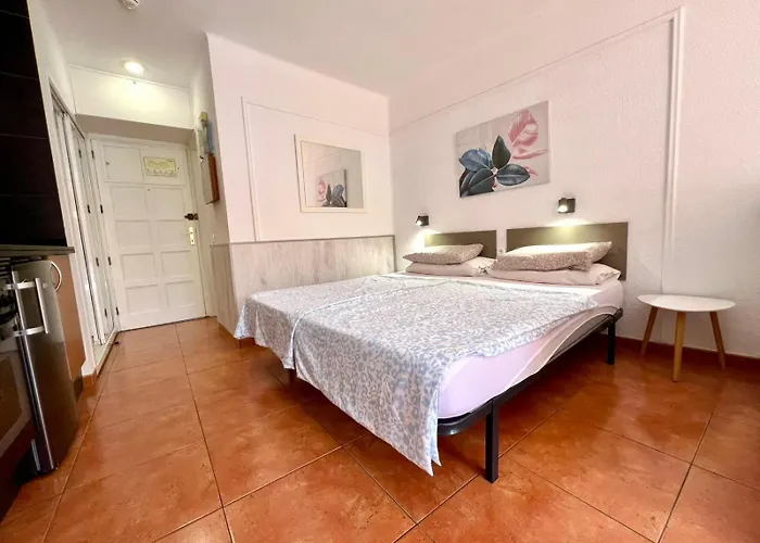 Apartment Sol Y Relax En Piscina Comunitaria Y Terraza Costa Adeje (Tenerife)